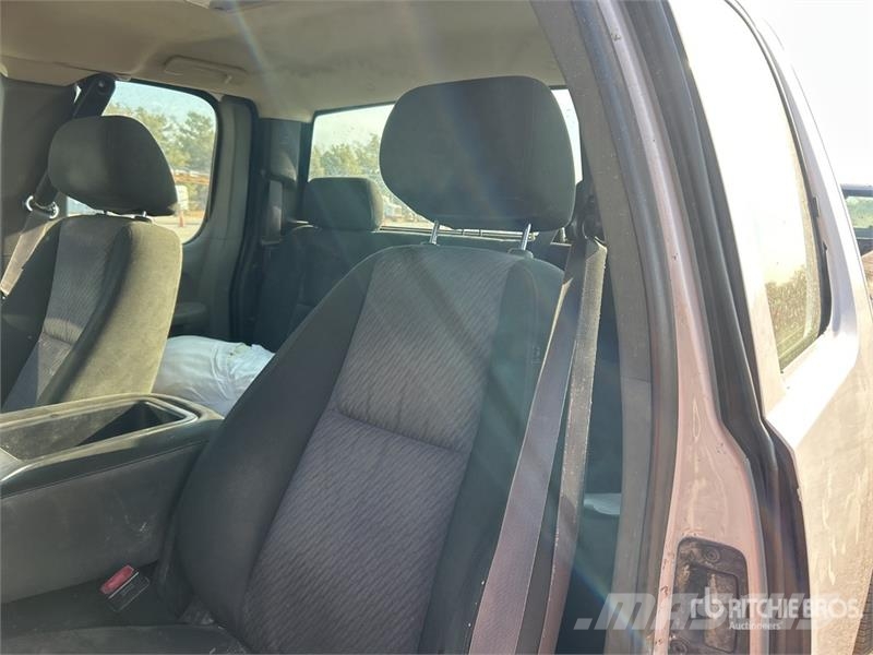 Chevrolet Silverado 1500 4x2 Extended Cab Pickup 其他