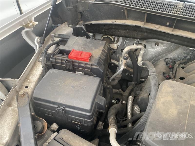 Chevrolet Silverado 1500 4x4 Crew Cab Pickup Otros