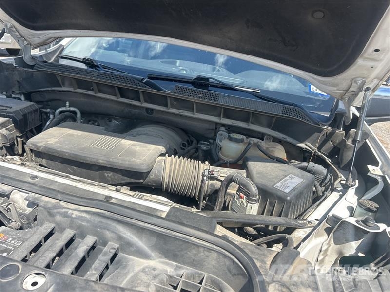 Chevrolet Silverado 1500 Texas Edition 4x2 Crew Cab Pickup Furgoni altro
