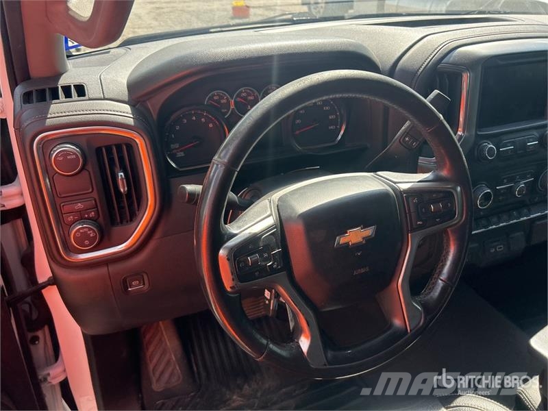 Chevrolet Silverado 1500 Texas Edition 4x2 Crew Cab Pickup Furgoni altro