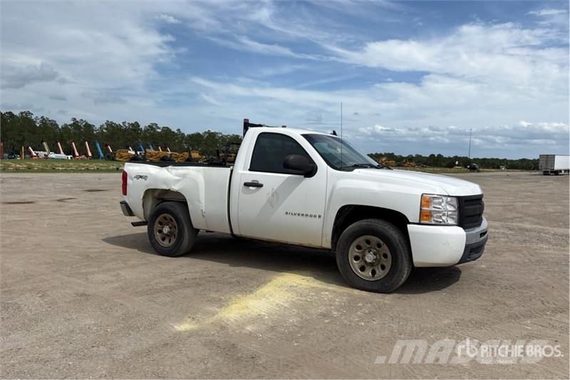 Chevrolet Silverado 1500 4x4 Pickup Other