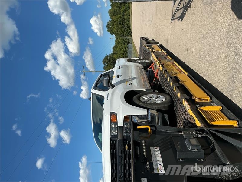 Chevrolet Silverado 1500 4x4 Crew Cab Pickup أخرى