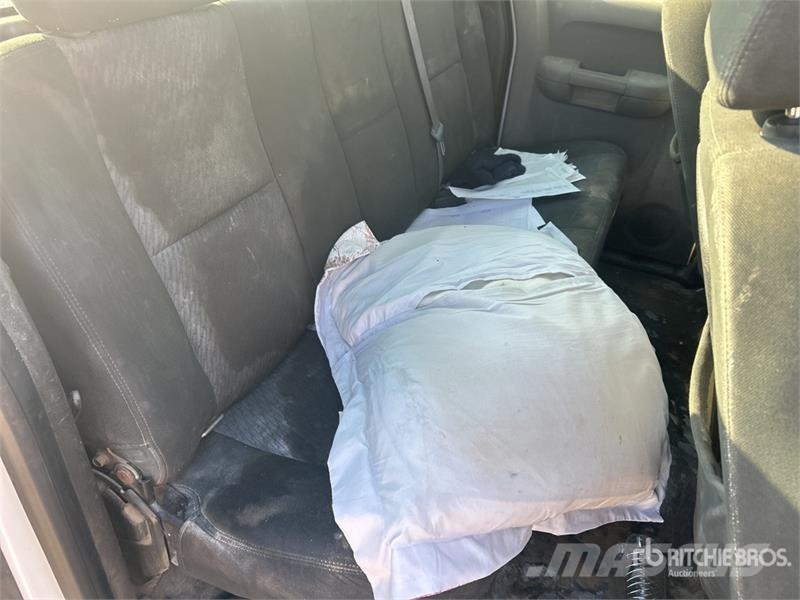 Chevrolet Silverado 1500 4x2 Extended Cab Pickup 其他