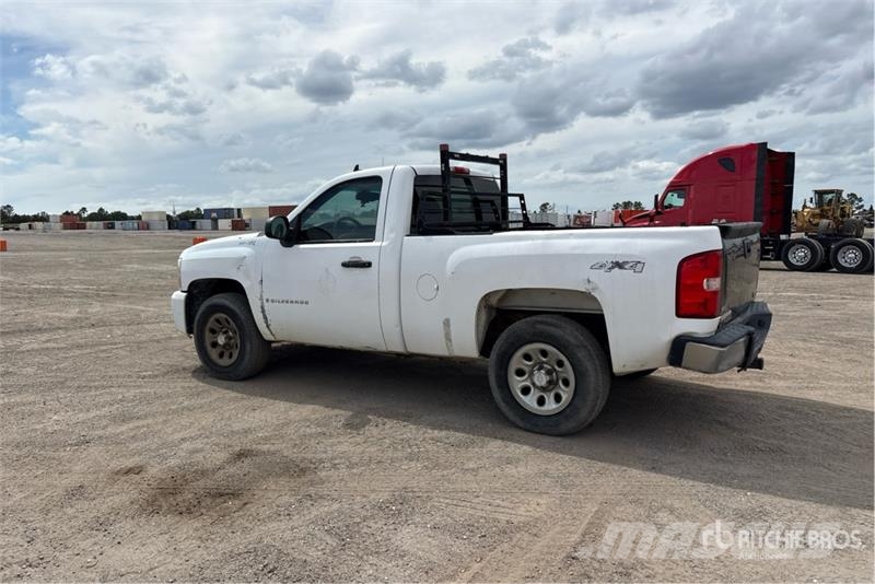 Chevrolet Silverado 1500 4x4 Pickup Other