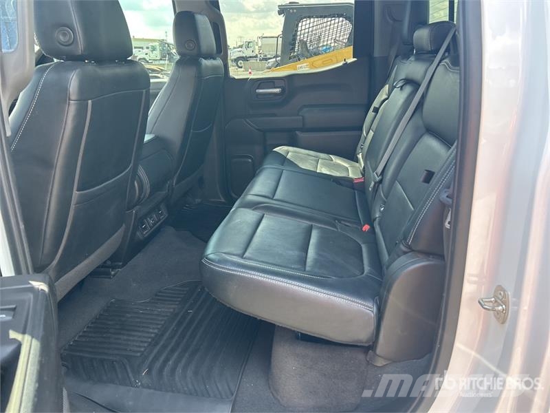 Chevrolet Silverado 1500 Texas Edition 4x2 Crew Cab Pickup Furgoni altro