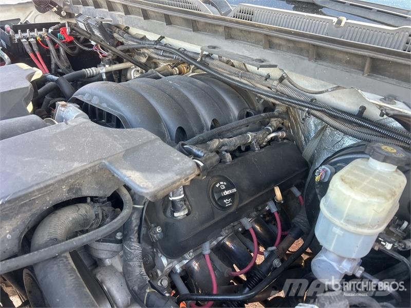Chevrolet Silverado 1500 4x2 Crew Cab Pickup Övriga bilar