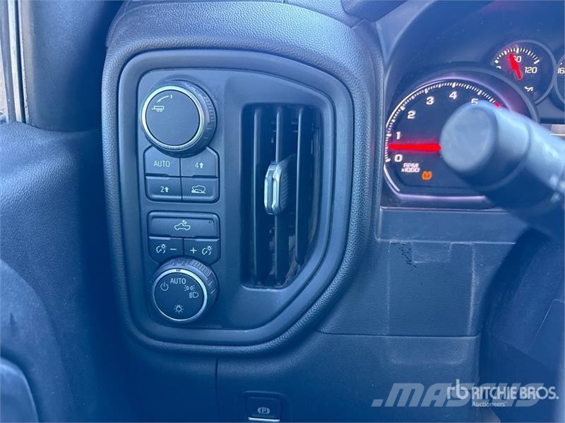 Chevrolet Silverado 1500 Інше