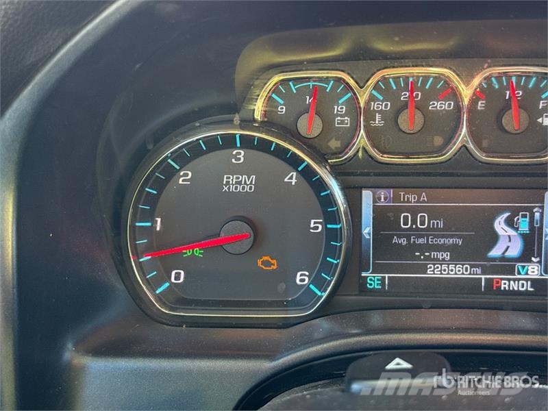 Chevrolet Silverado 1500 LD 4x4 Dual Cab Pickup Ostalo