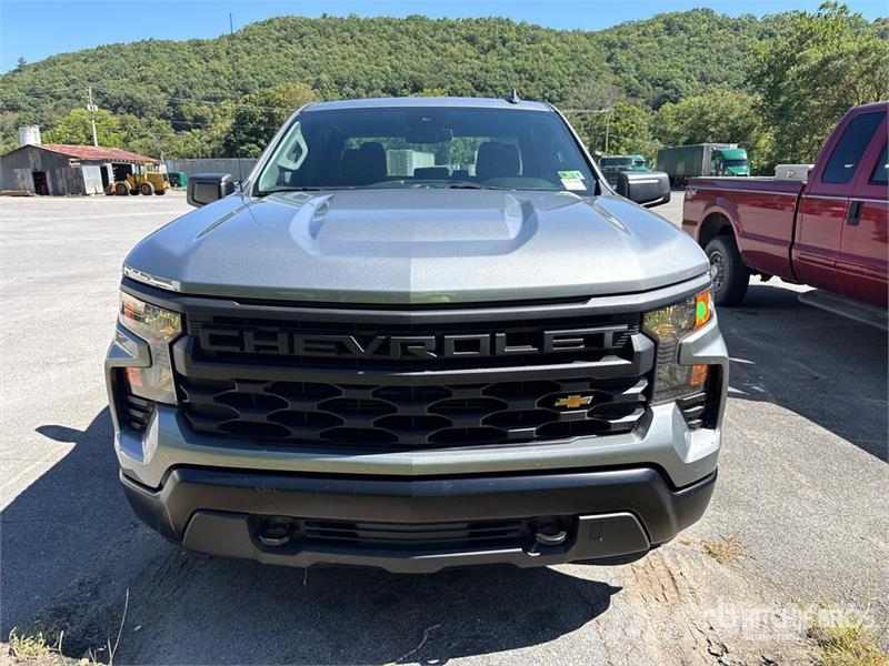 Chevrolet Silverado 1500 Silverado 4x4 Dual Cab Pickup Други