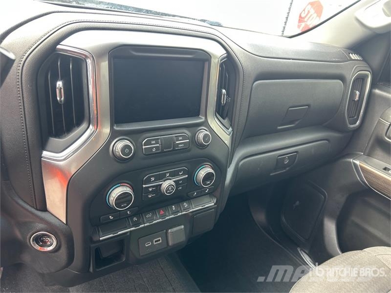 Chevrolet Silverado 1500 4x4 Crew Cab Pickup Other