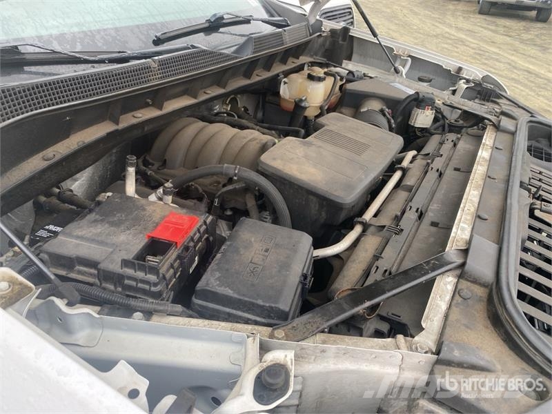 Chevrolet Silverado 1500 4x4 Crew Cab Pickup Otros
