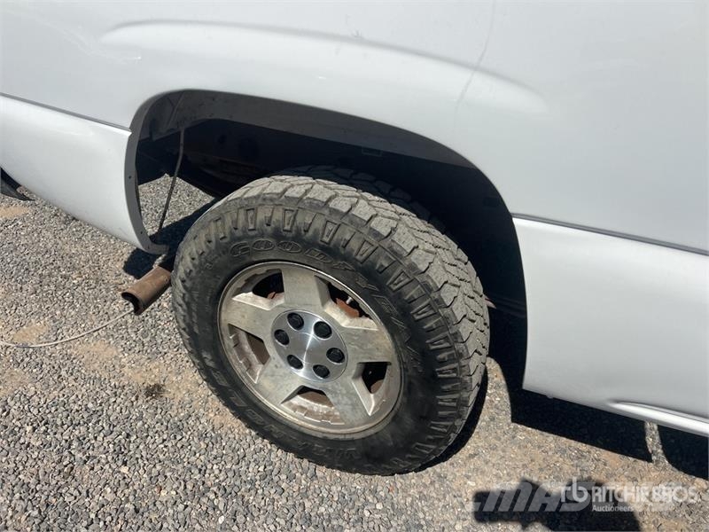 Chevrolet Silverado 1500 4x4 Crew Cab Pickup Ostalo
