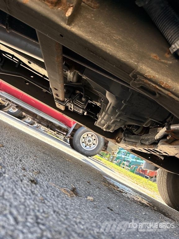 Chevrolet Silverado 1500 Silverado 4x4 Dual Cab Pickup Други