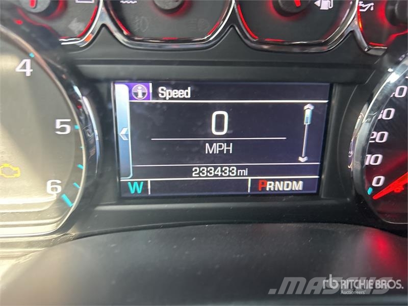 Chevrolet Silverado 1500 4x2 Crew Cab Pickup Övriga bilar