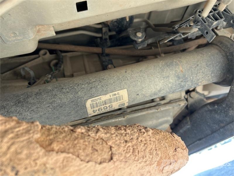 Chevrolet Silverado 1500 4x4 Crew Cab Pickup Diger