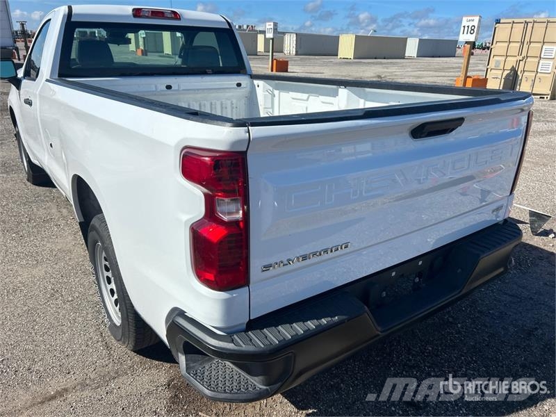 Chevrolet Silverado 1500 4x2 Pickup Muu