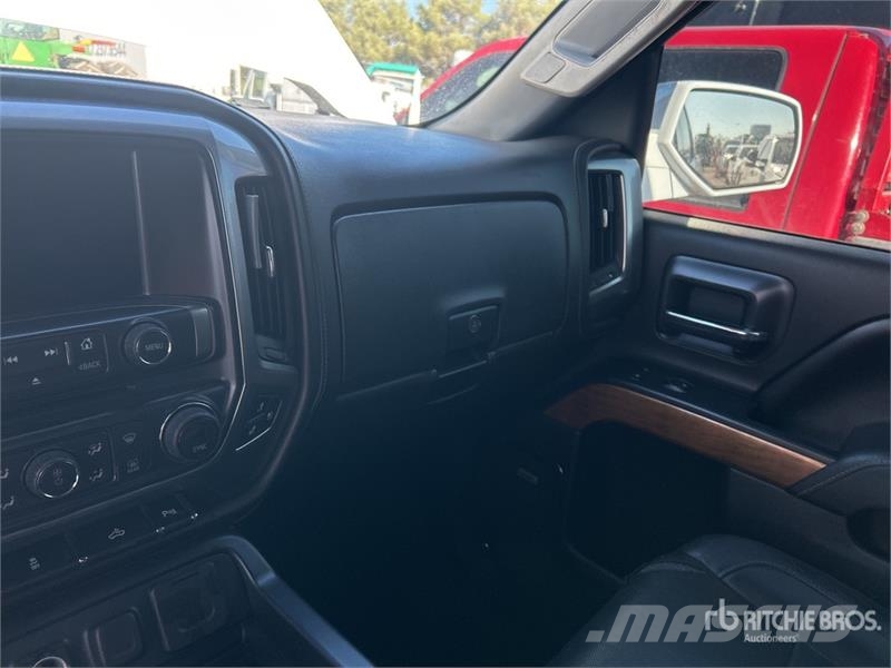 Chevrolet Silverado 1500 4x2 Crew Cab Pickup Övriga bilar
