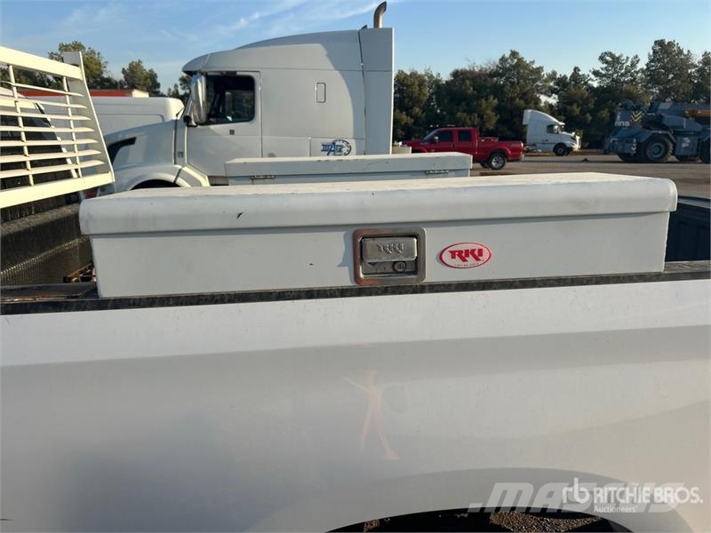 Chevrolet Silverado 1500 4x2 Pickup Ostalo