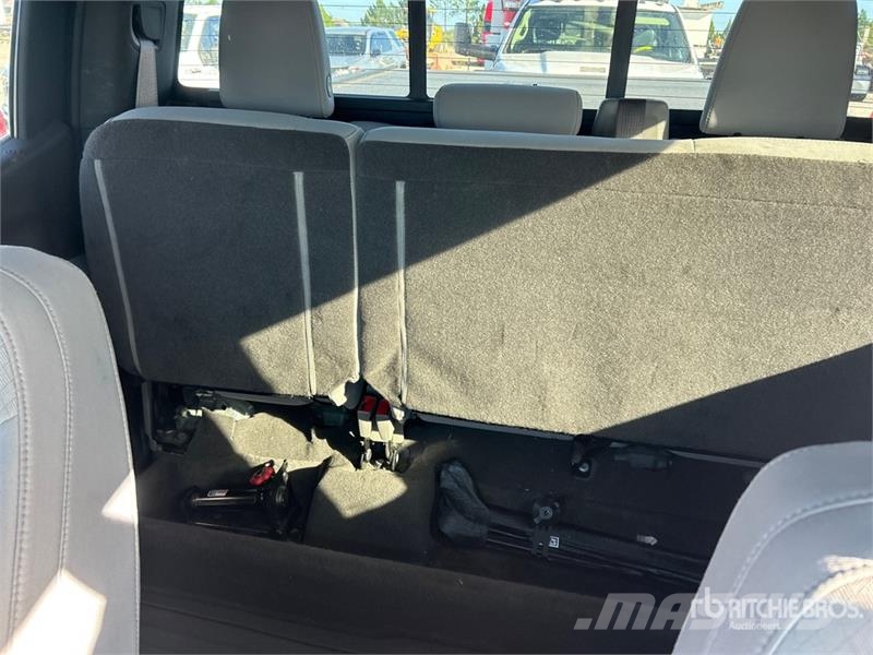 Chevrolet Silverado 1500 4x4 Crew Cab Pickup Övriga bilar