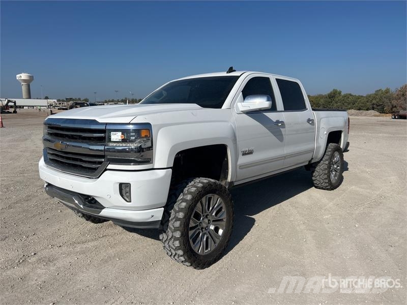 Chevrolet Silverado 1500 4x2 Crew Cab Pickup Övriga bilar