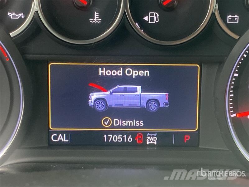 Chevrolet Silverado 1500 4x4 Crew Cab Pickup Otros