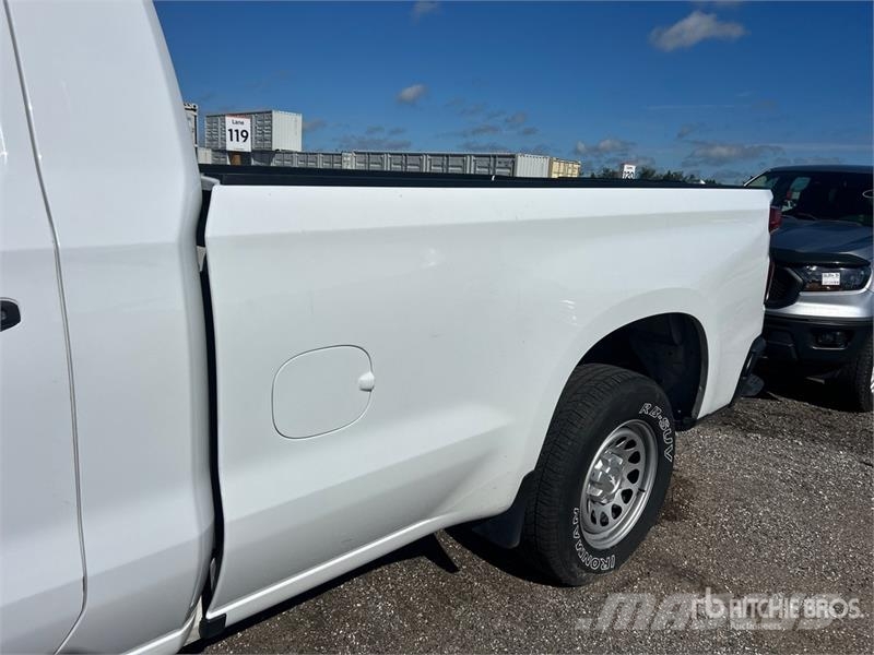 Chevrolet Silverado 1500 4x2 Pickup Muu