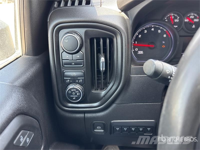 Chevrolet Silverado 2500 4x4 Crew Cab Pickup Citi