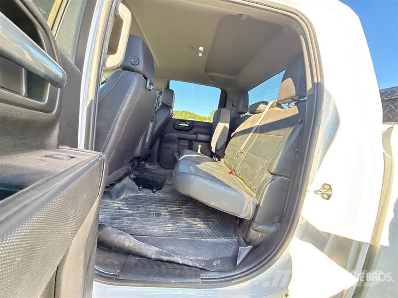 Chevrolet Silverado 2500 HD HD 4x4 Crew Cab Pickup Autre fourgon / utilitaire