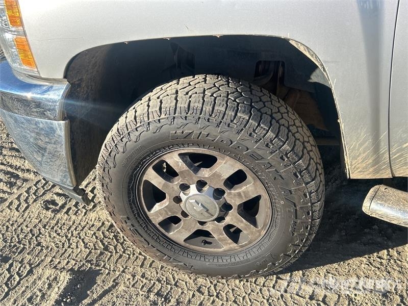 Chevrolet Silverado 2500HD 4x2 Crew Cab Pickup Muut autot