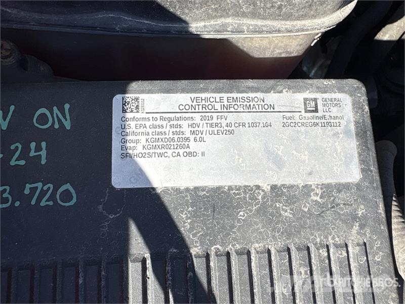 Chevrolet Silverado 2500HD 4x2 Extended Cab Utility Truck Pick up/Platou