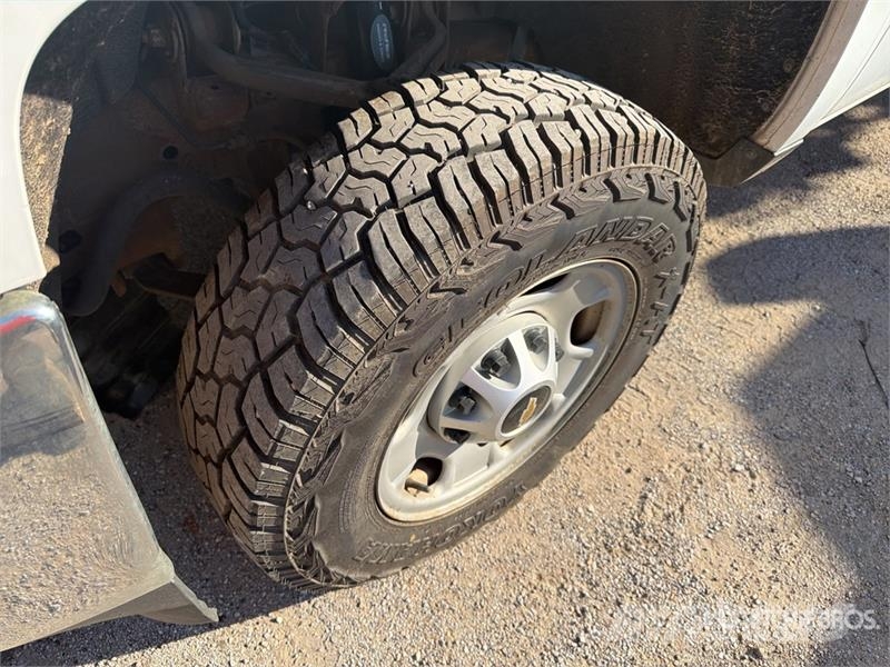 Chevrolet Silverado 2500HD 4x2 Utility Truck Kis teherszállító/Platós kocsi