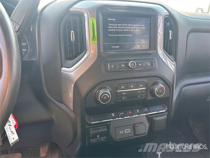 Chevrolet Silverado 2500HD LT 4x4 Crew Cab Pickup Drugi