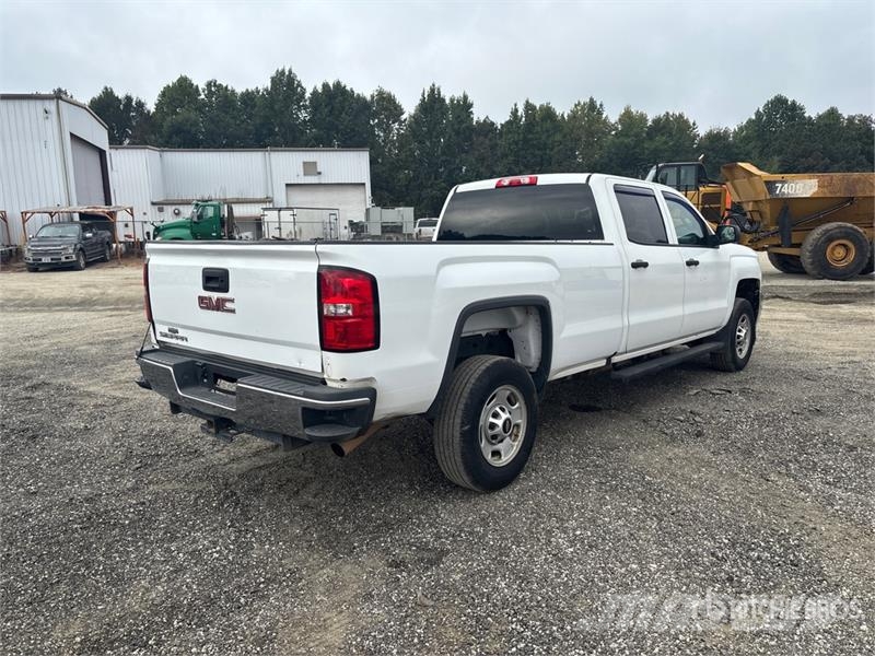 Chevrolet Silverado 2500HD 4x2 Crew Cab Pickup Прочие фургоны