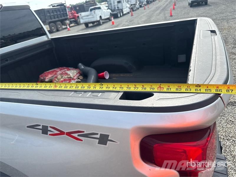 Chevrolet Silverado 2500 Otros
