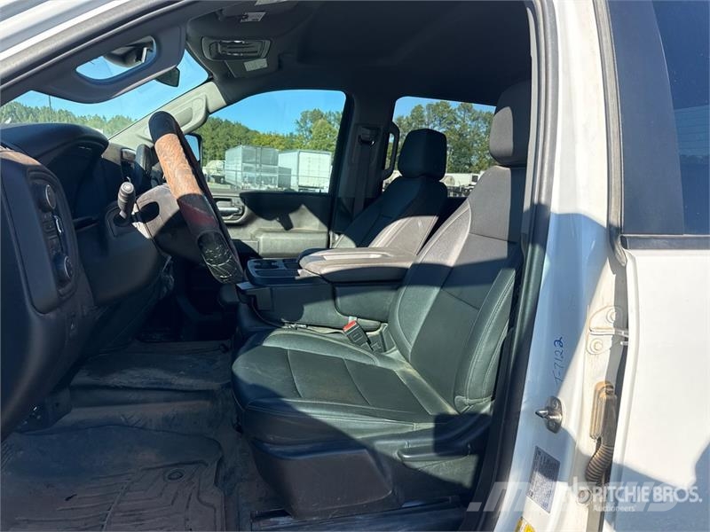 Chevrolet Silverado 2500 HD HD 4x4 Crew Cab Pickup Autre fourgon / utilitaire