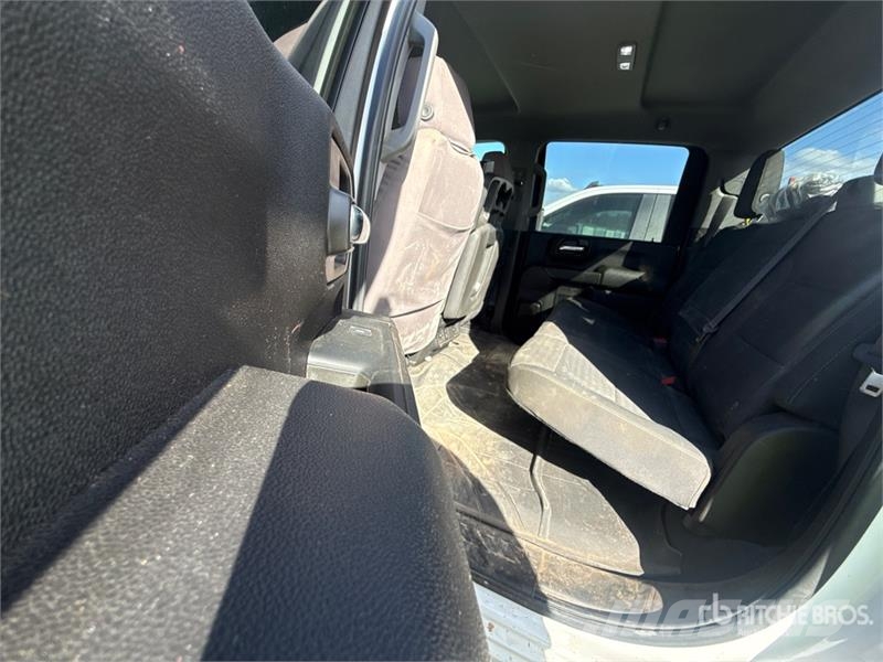 Chevrolet Silverado 2500 HD Custom 4x4 Crew Cab Pickup Citi