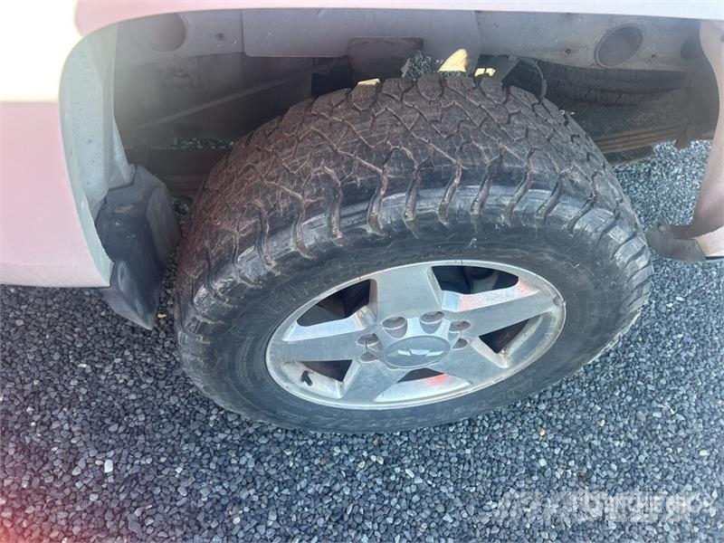 Chevrolet Silverado 2500 HD 4x2 Dual Cab Pickup (Inoperable) 其他