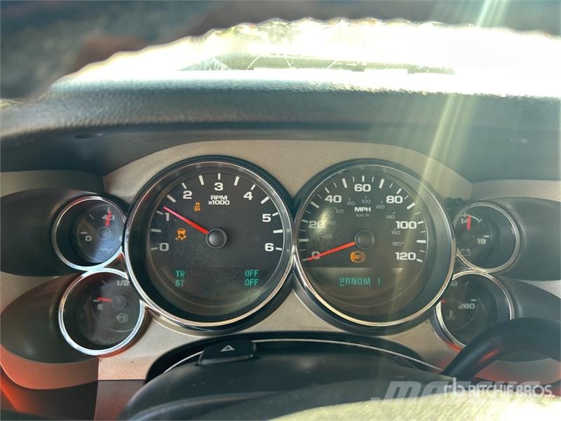 Chevrolet Silverado 2500 HD Z71 4x4 Extended Cab Pickup 기타
