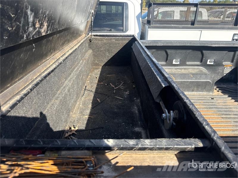 Chevrolet Silverado 2500 HD Custom 4x4 Crew Cab Pickup Citi