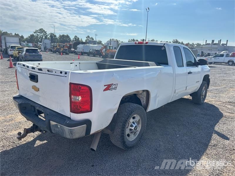Chevrolet Silverado 2500 HD Z71 4x4 Extended Cab Pickup 기타