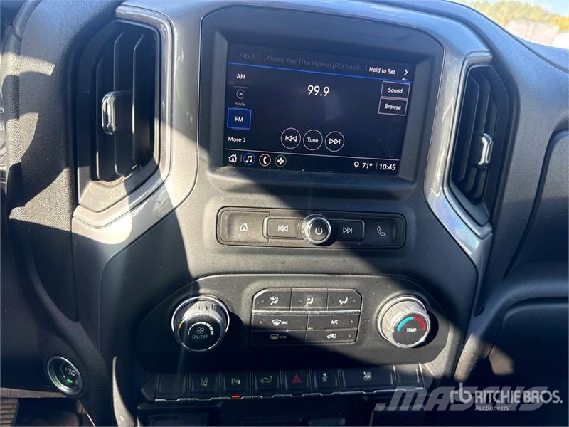 Chevrolet Silverado 2500 HD Custom 4x4 Crew Cab Pickup Citi