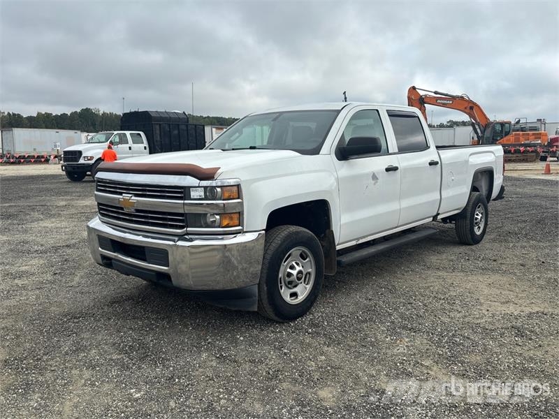 Chevrolet Silverado 2500HD 4x2 Crew Cab Pickup Прочие фургоны