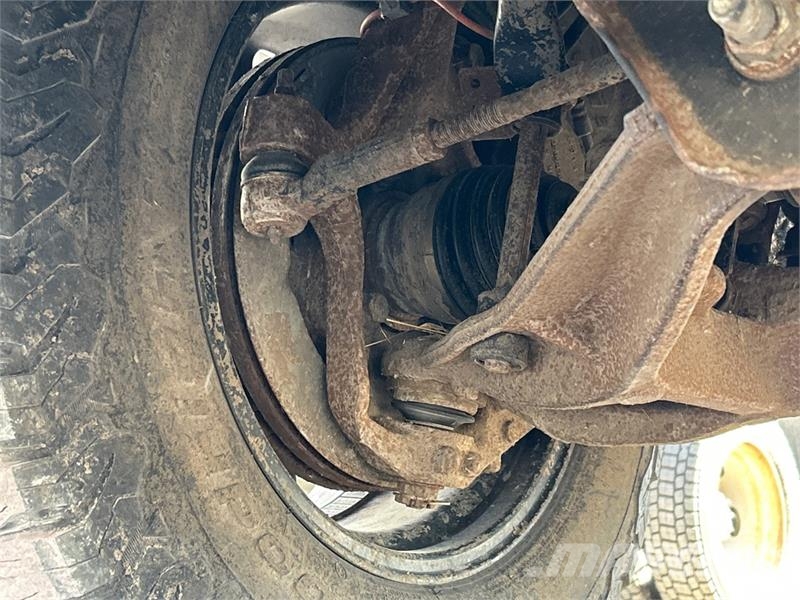 Chevrolet Silverado 2500HD 皮卡.傳統半斗卡車/側卸板