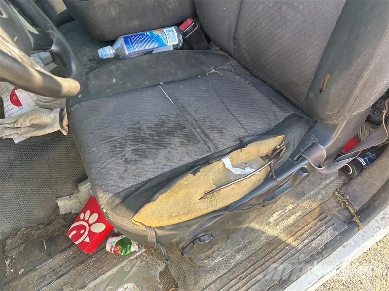 Chevrolet Silverado 2500 HD 4x2 Crew Cab Pickup 其他
