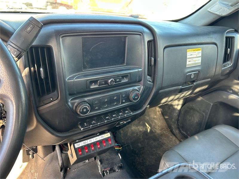 Chevrolet Silverado 2500HD 皮卡.傳統半斗卡車/側卸板