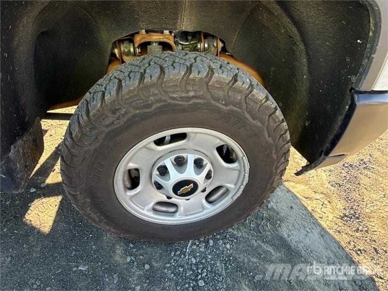 Chevrolet Silverado 2500 HD 4x4 Crew Cab Pickup Autre fourgon / utilitaire