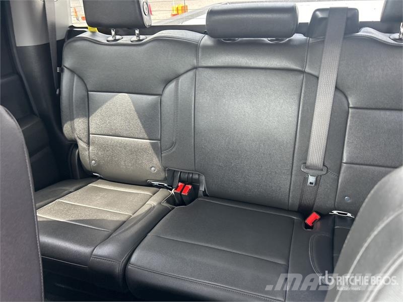 Chevrolet Silverado 2500 HD Z71 4x4 Dual Cab Pickup Övriga bilar