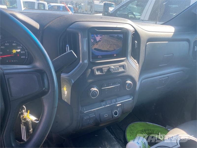 Chevrolet Silverado 2500 HD 4x4 Crew Cab Pickup Ostalo