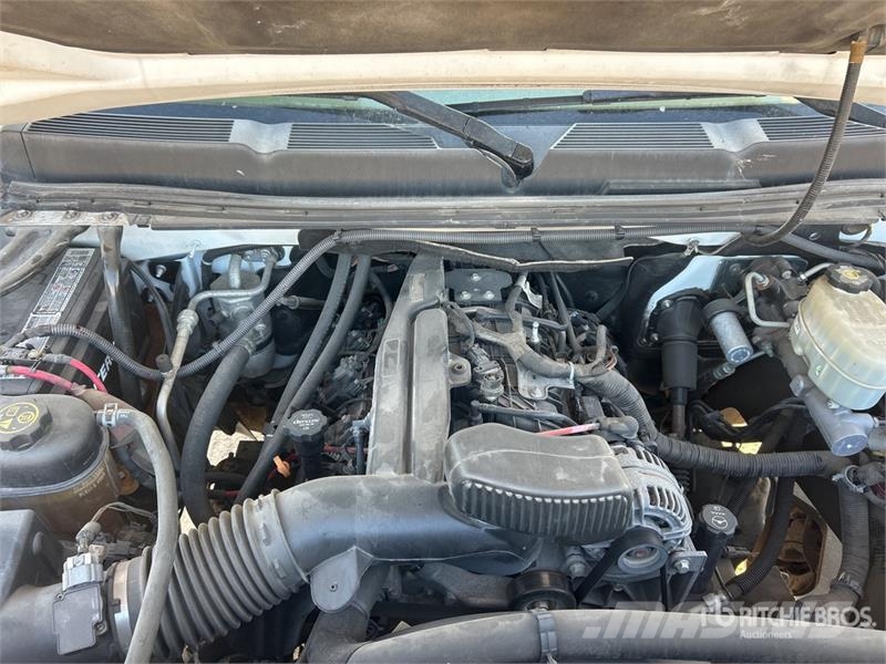 Chevrolet Silverado 2500 HD 4x2 Crew Cab Pickup 其他