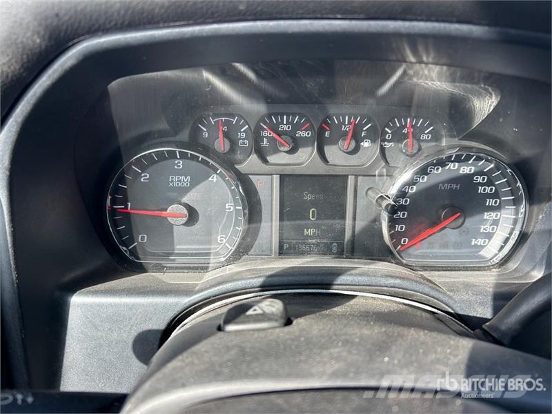 Chevrolet Silverado 2500HD 皮卡.傳統半斗卡車/側卸板